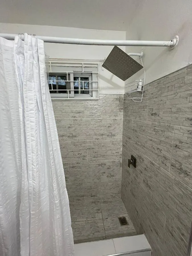 Blue Royalty Bed & Breakfast Portmore